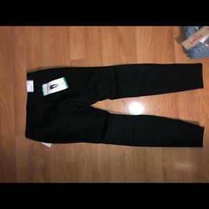 Jessica Simpson Jeans - NWT Jessica Simpson black skinnies! Jessica Simpson Jeans - NWT Jessica Simpson black skinnies!